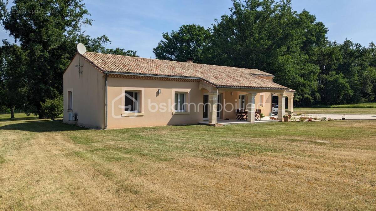 Maison à MONTPON-MENESTEROL