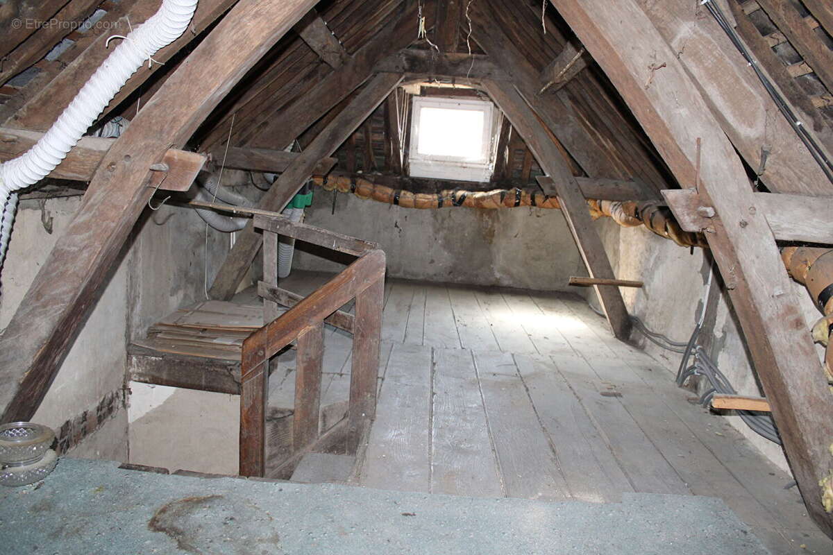La Guerche De Bretagne, maison en centre-ville. - photo 4
