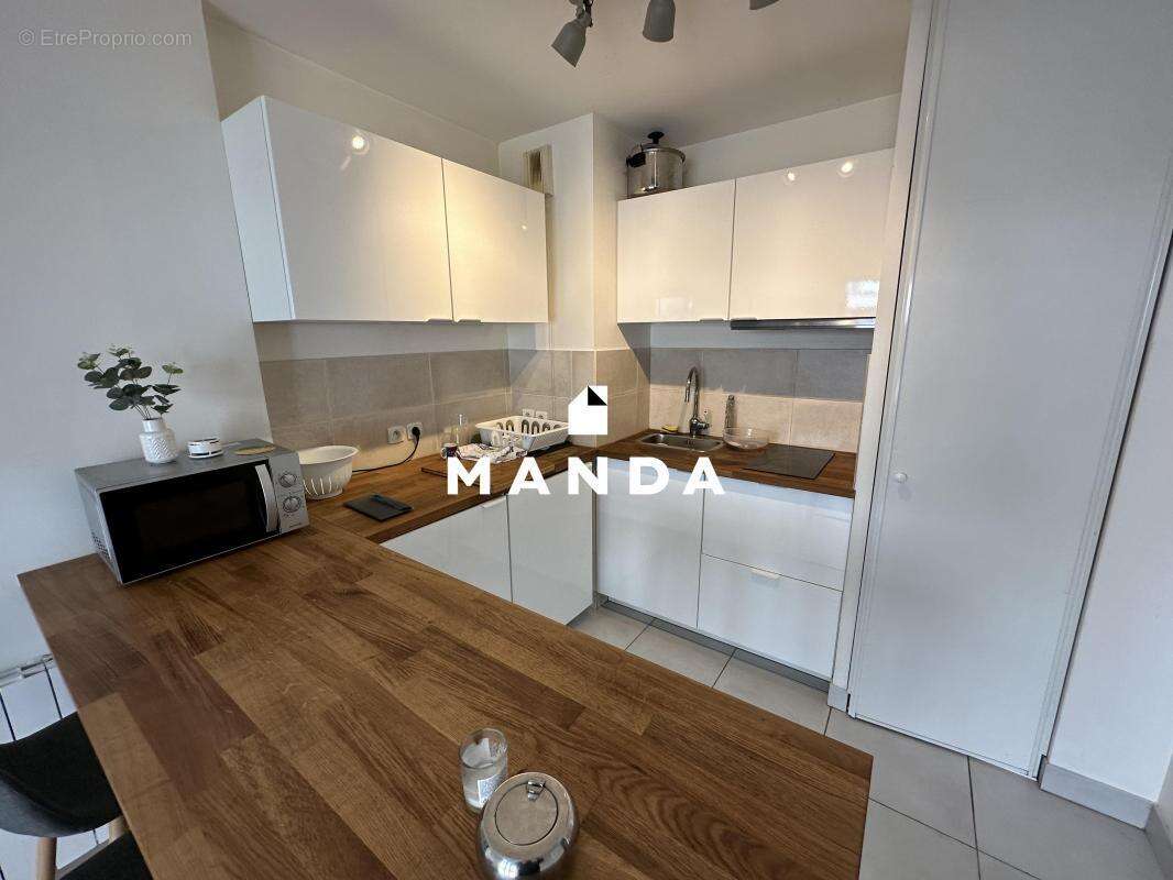 Appartement à CORBEIL-ESSONNES