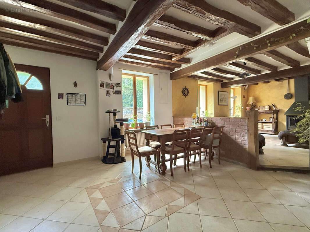 Maison 90 m² à Chaumont-En-Vexin  - photo 4
