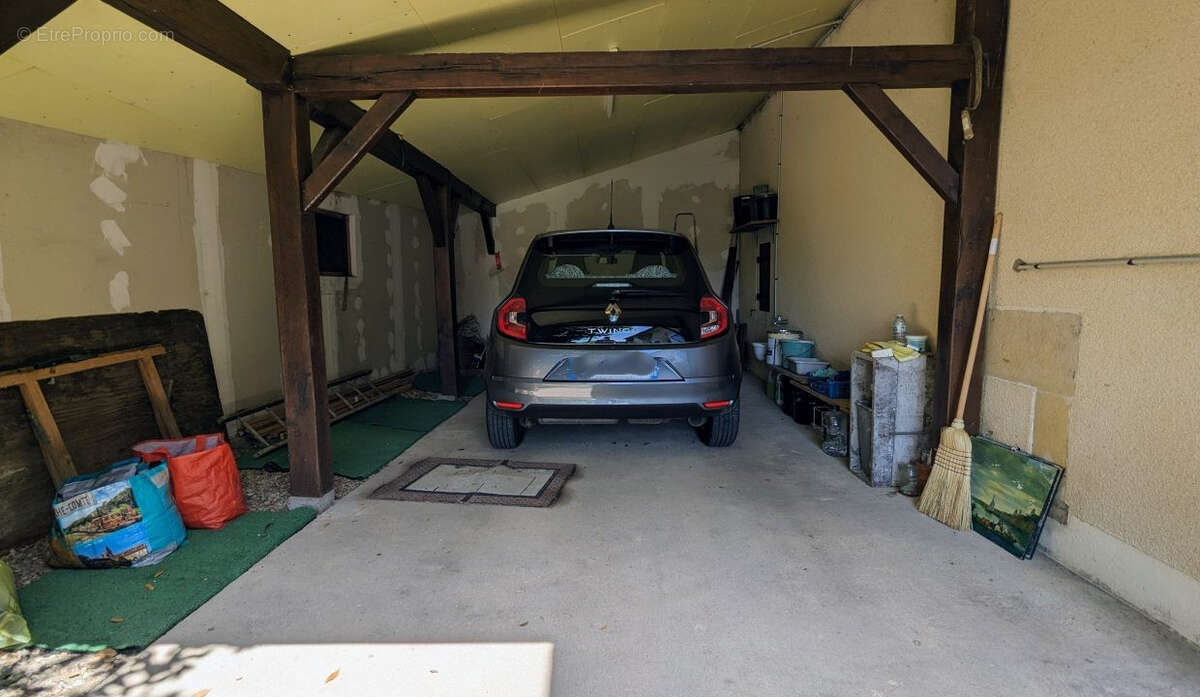 Maison à SAINT-SULPICE