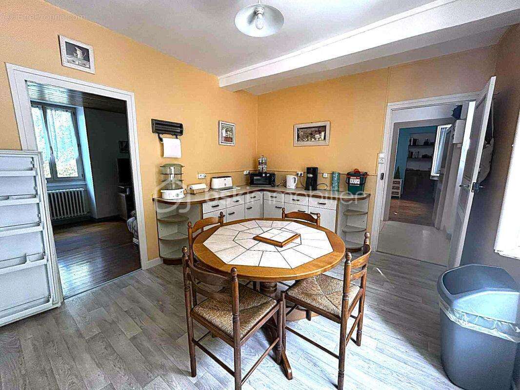 Maison à SAINT-AFFRIQUE