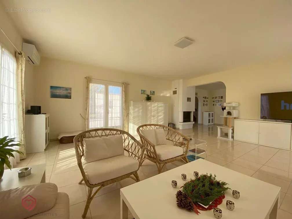 Maison à FRONTIGNAN-SAVES