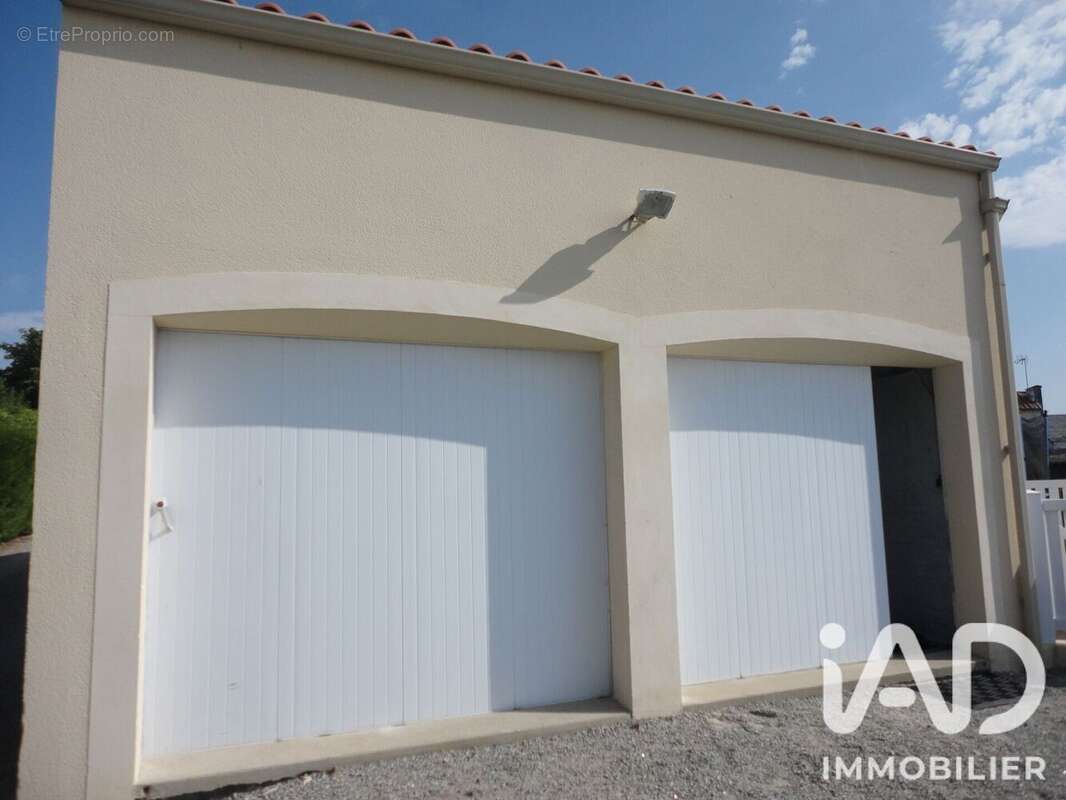 Maison 152 m² à La Roche-Sur-Yon  - photo 8