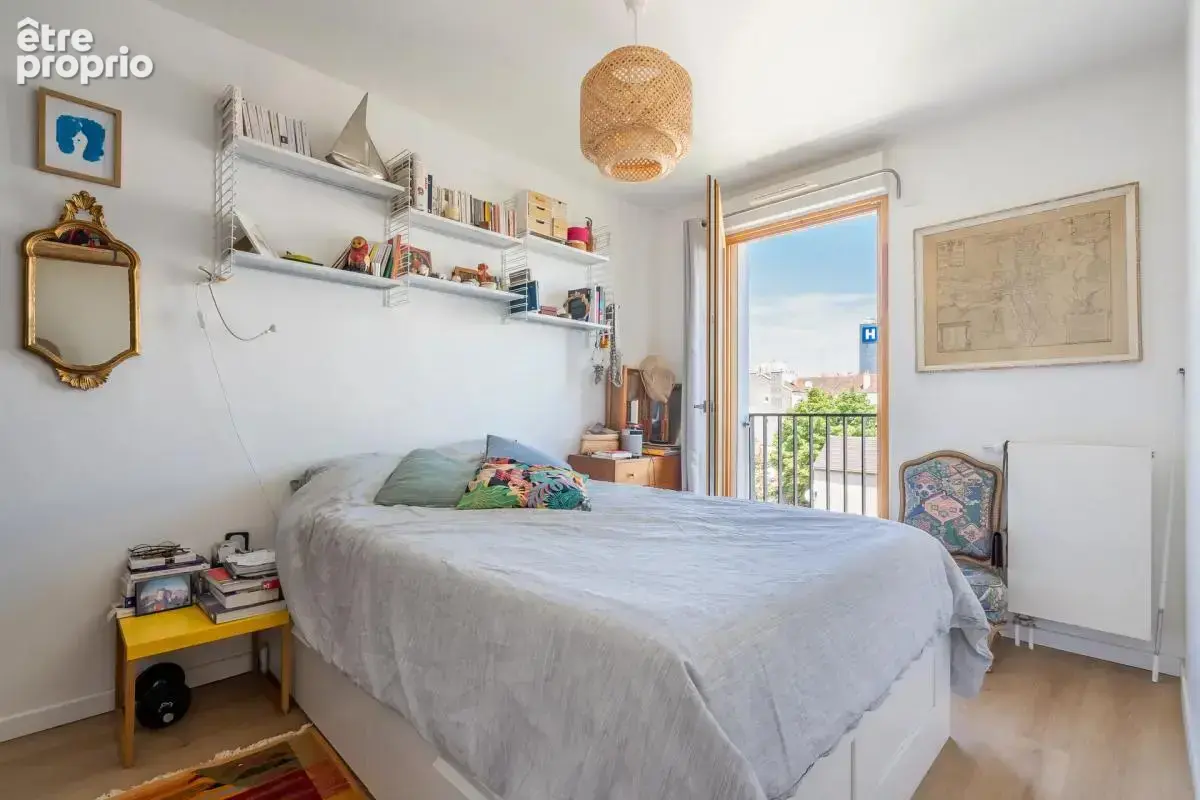 Dernier étage avec terrasse, parking et 3 chambres – T4 familial - photo 4