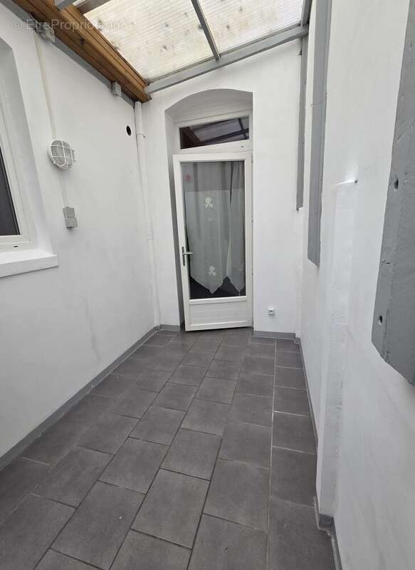 Maison à AULNOYE-AYMERIES