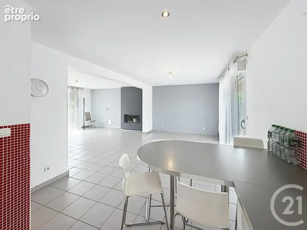 Maison 84 pièces 189 m² à vendre à Sours (28630) - photo 6