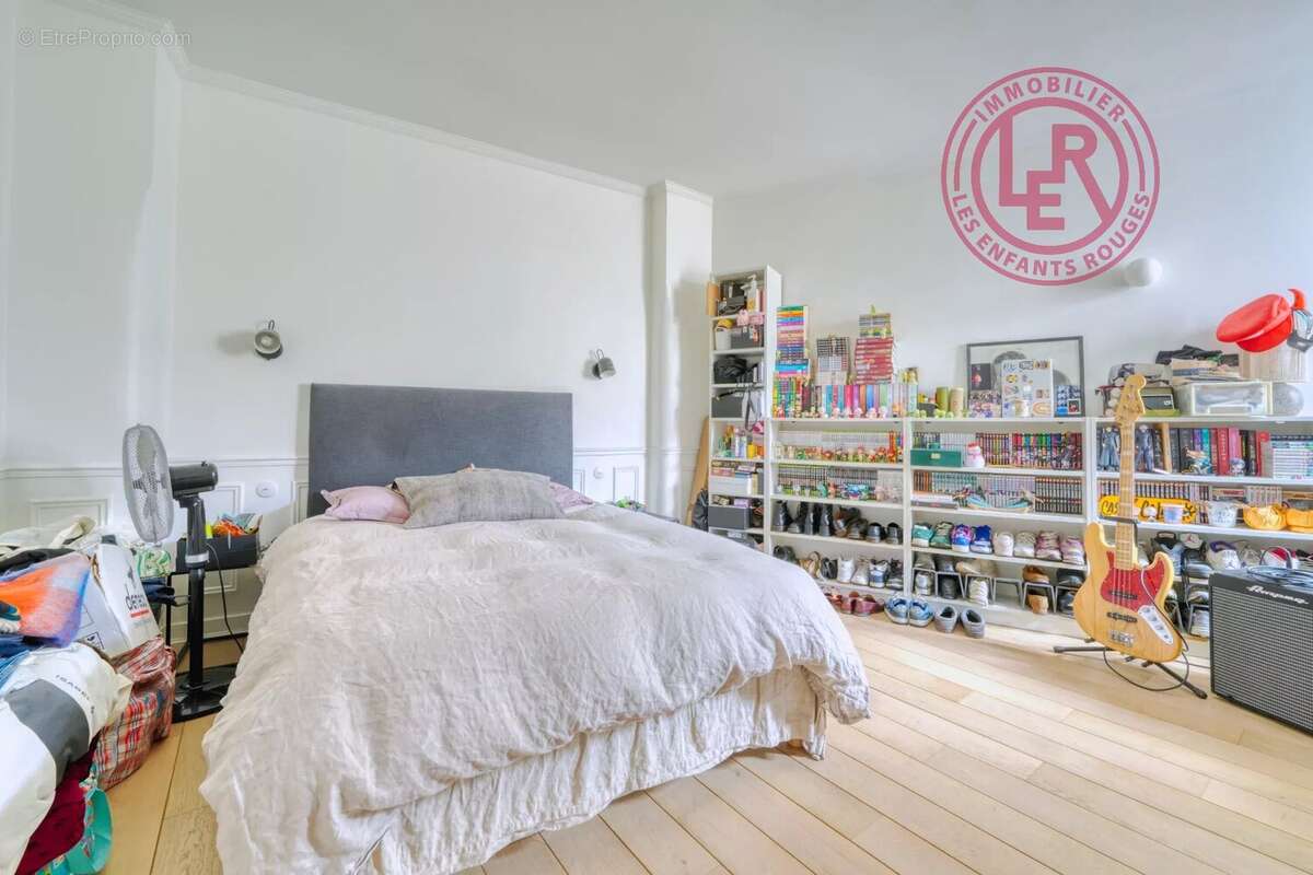 Appartement à PARIS-2E