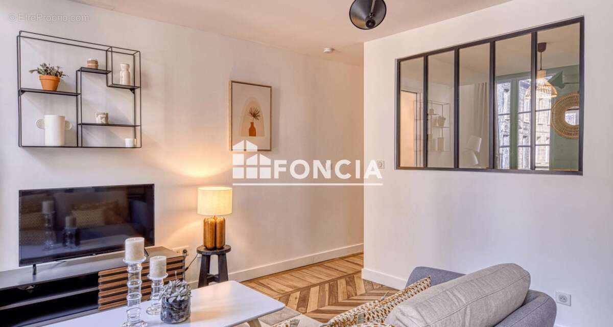 Appartement à BORDEAUX