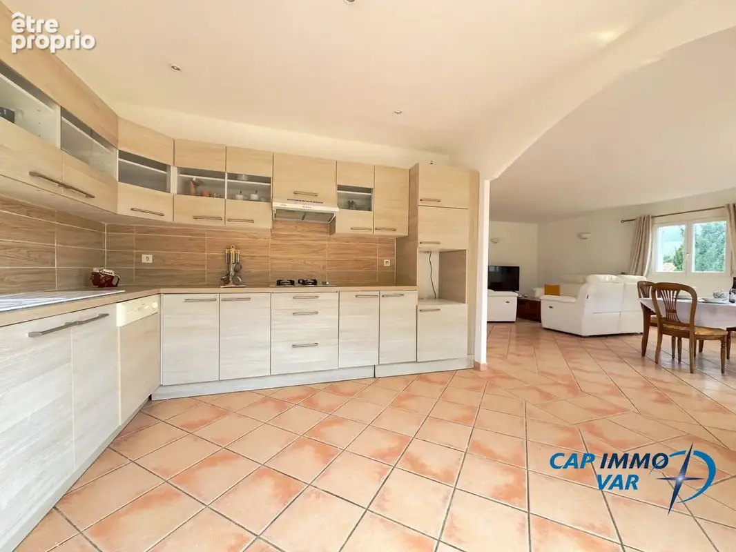 Maison 6 pièces 153 m² à vendre à Bandol (83150) - photo 5