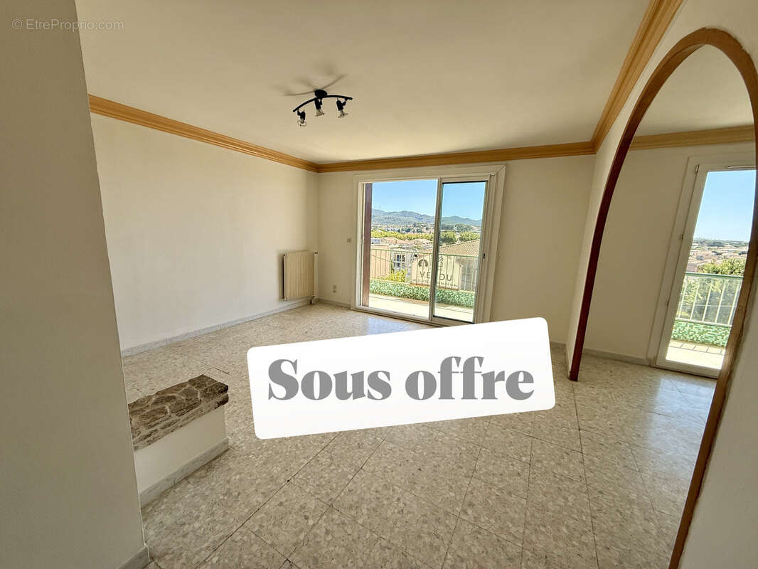 Appartement à SIX-FOURS-LES-PLAGES