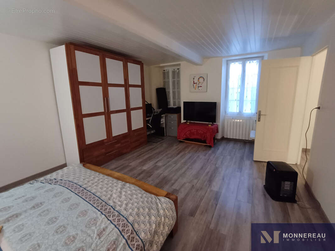 Maison avec locataire - photo 8