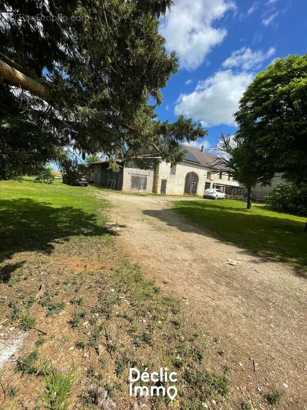 Maison à DONZY