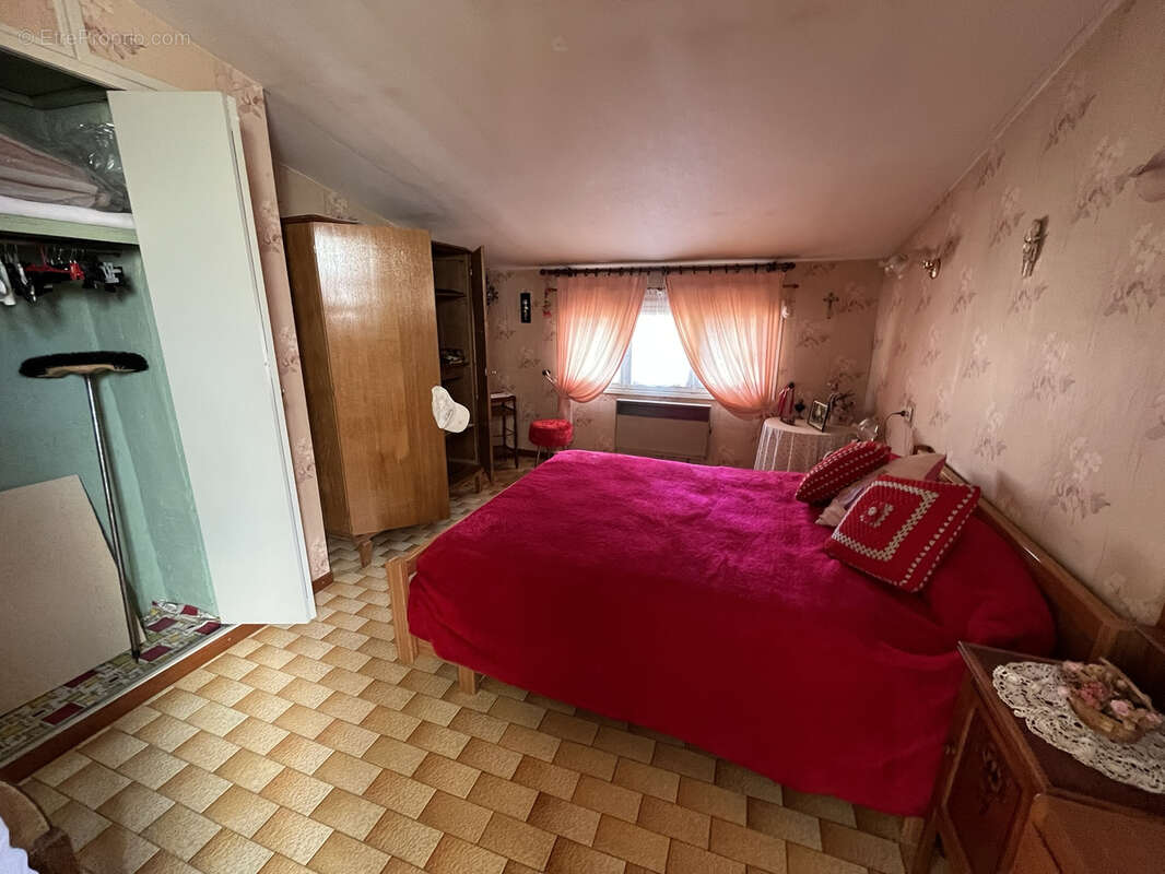 Maison à NISSAN-LEZ-ENSERUNE