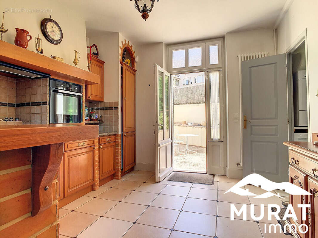 Maison à SAINT-REMY-SUR-DUROLLE