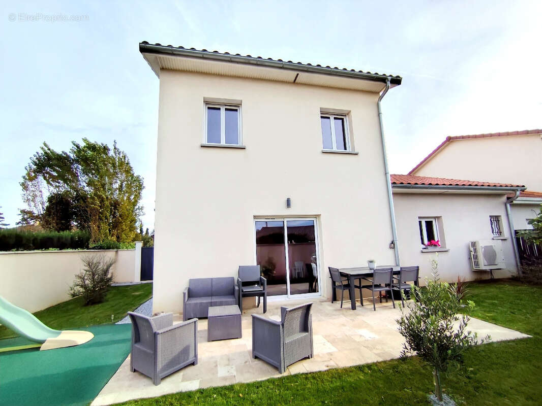 Maison à ROUSSILLON