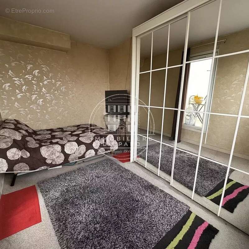 Appartement à NANTERRE