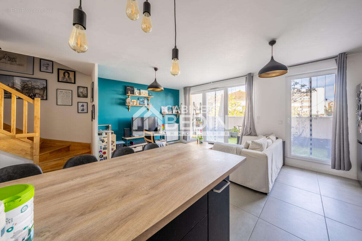 Appartement à TALENCE