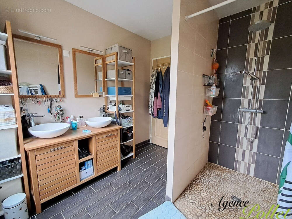 Maison à AUBIGNY-SUR-NERE