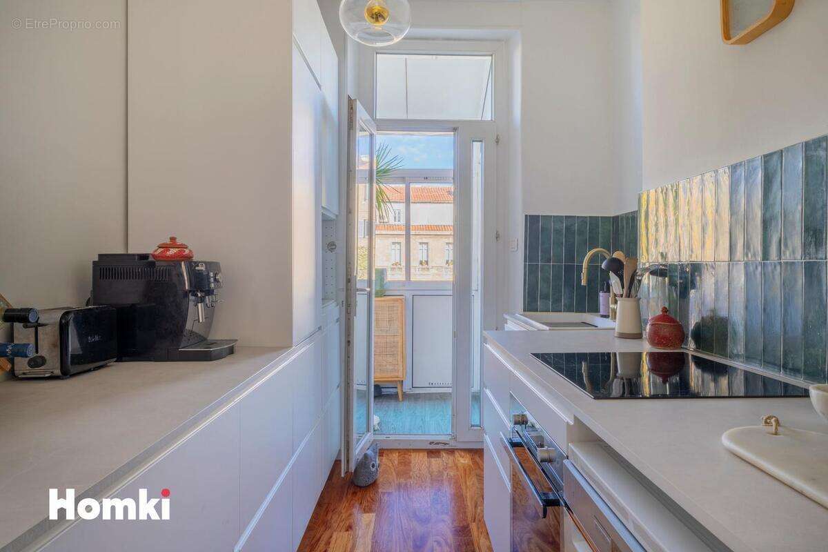 Appartement à MARSEILLE-6E