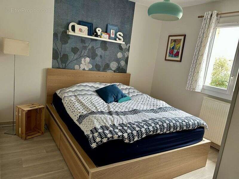 Maison à MONTROND-LES-BAINS