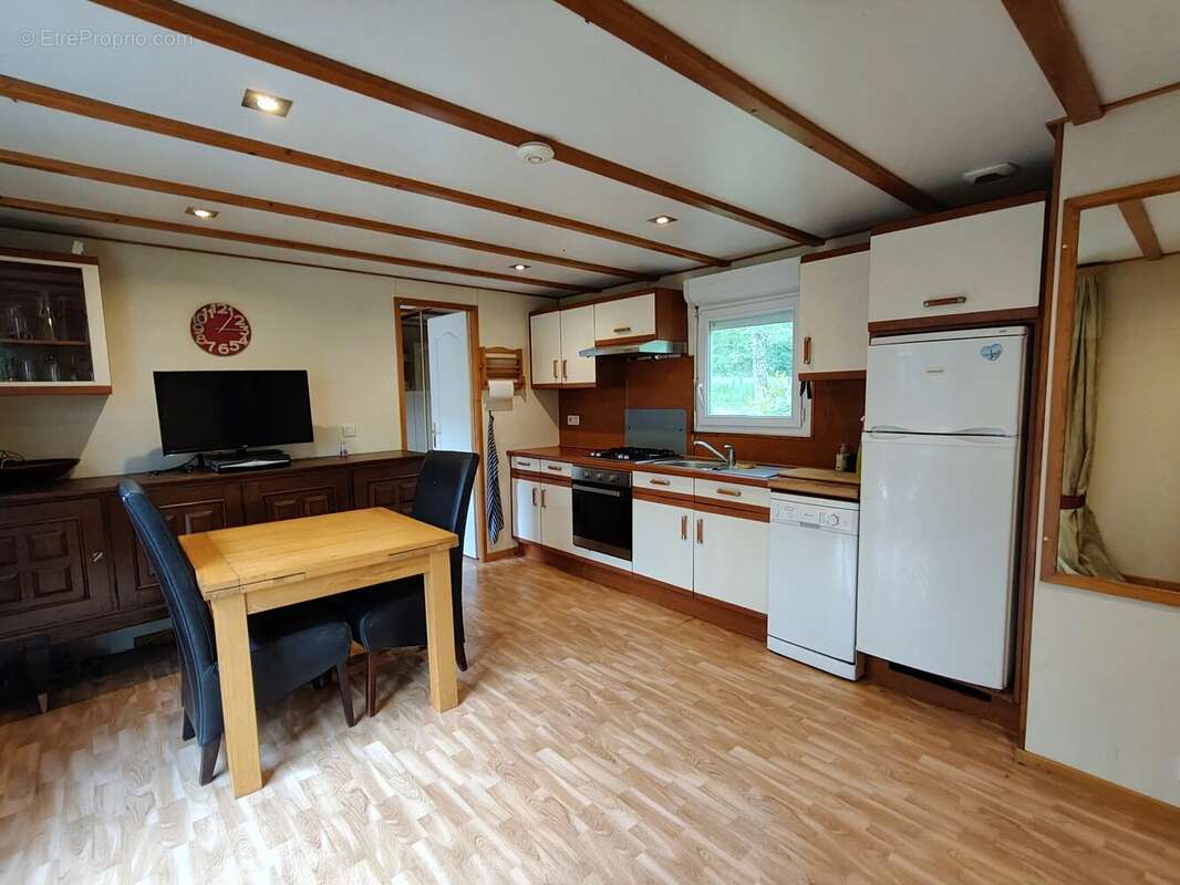 Maisonnette avec 2 étangs - photo 10
