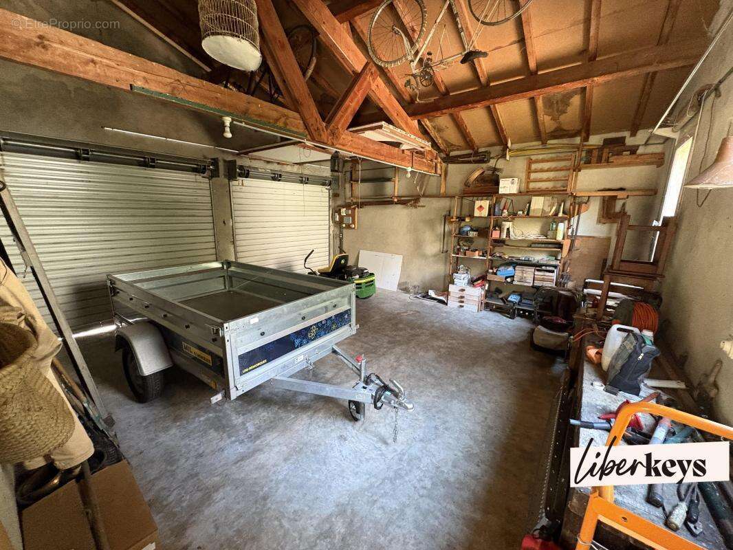Belle maison familiale de 175 m² sur terrain arboré de 2 963 m² exposé plein sud - photo 11