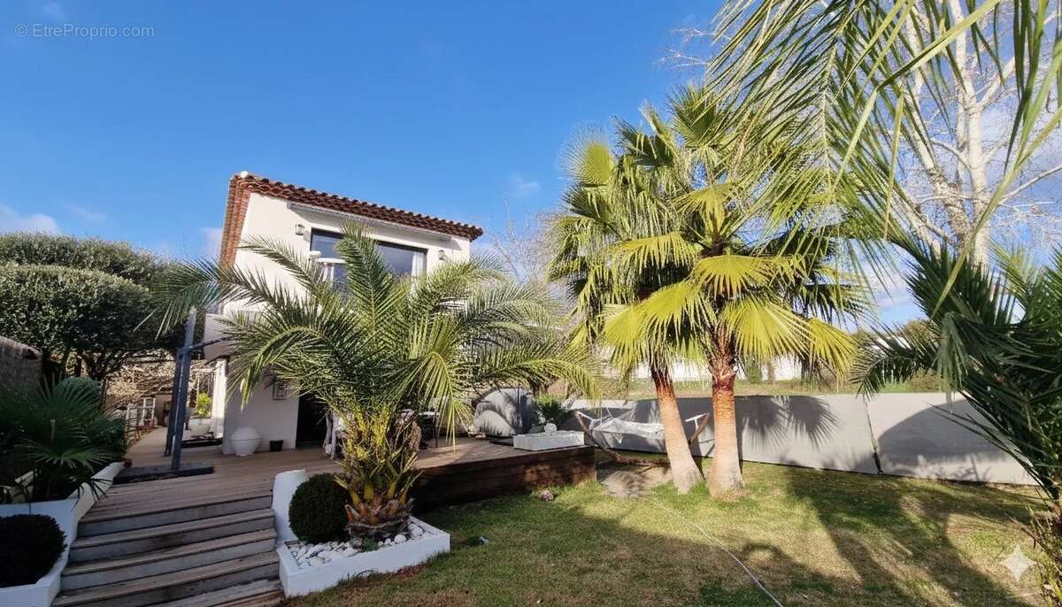 Maison à LA COLLE-SUR-LOUP