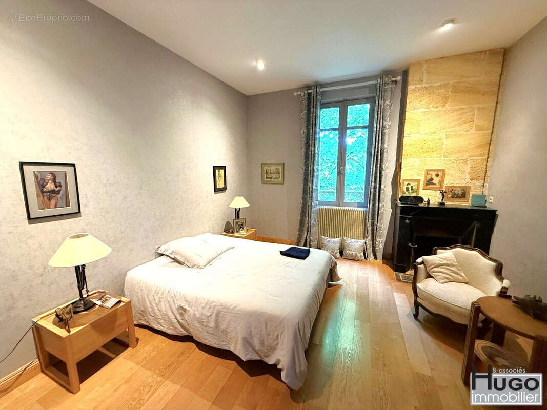 Maison à QUINSAC