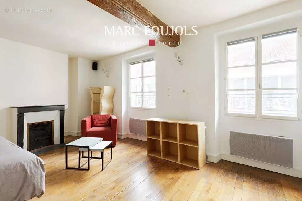 Appartement à PARIS-6E