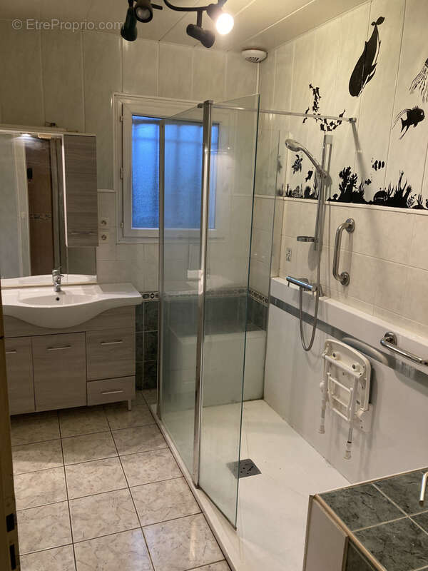 Maison à SERRES-CASTET