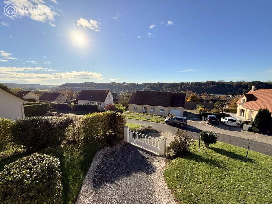 Maison à CANY-BARVILLE