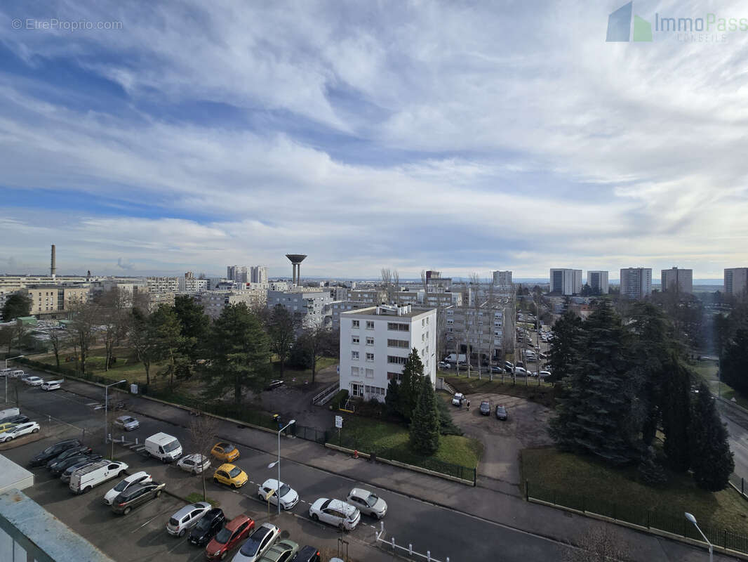 Appartement à VENISSIEUX