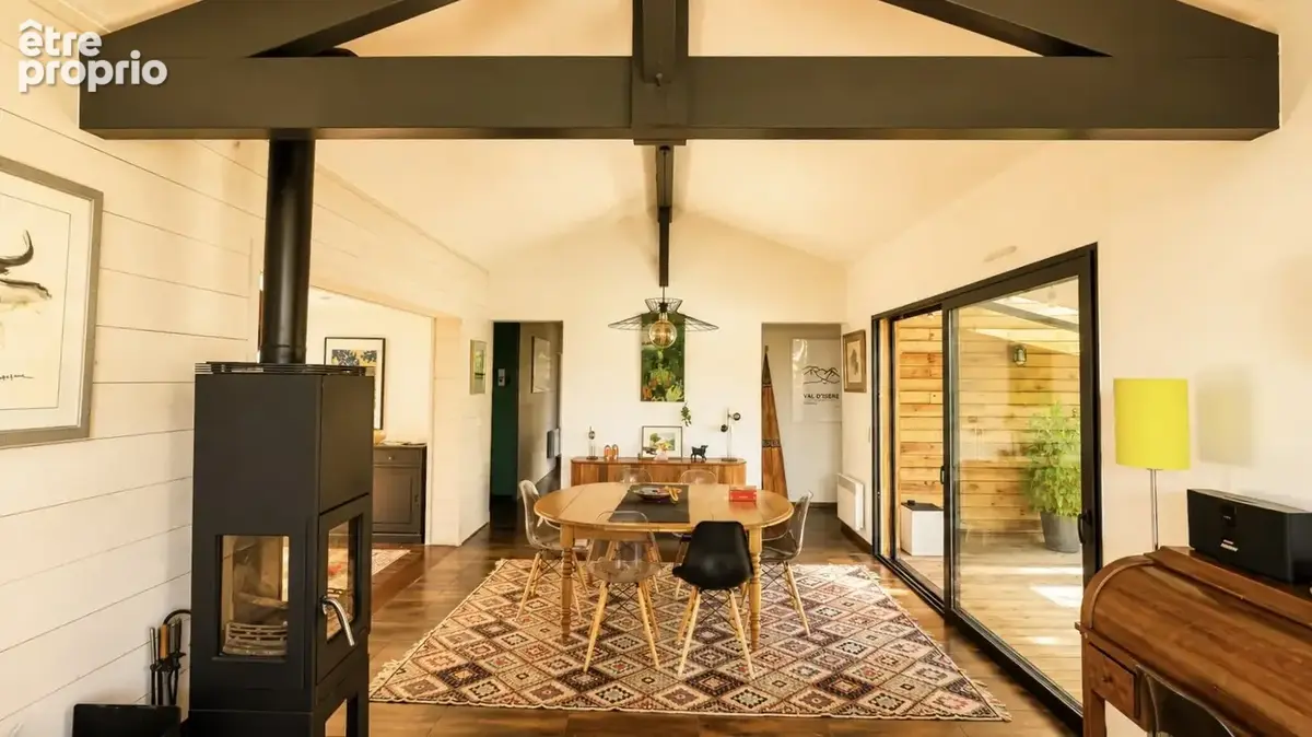 À 2 km de Dax, villa d'architecte T6 de plain-pied avec piscine et 5 chambres. - photo 10