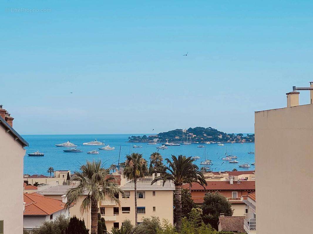 Appartement à BEAULIEU-SUR-MER