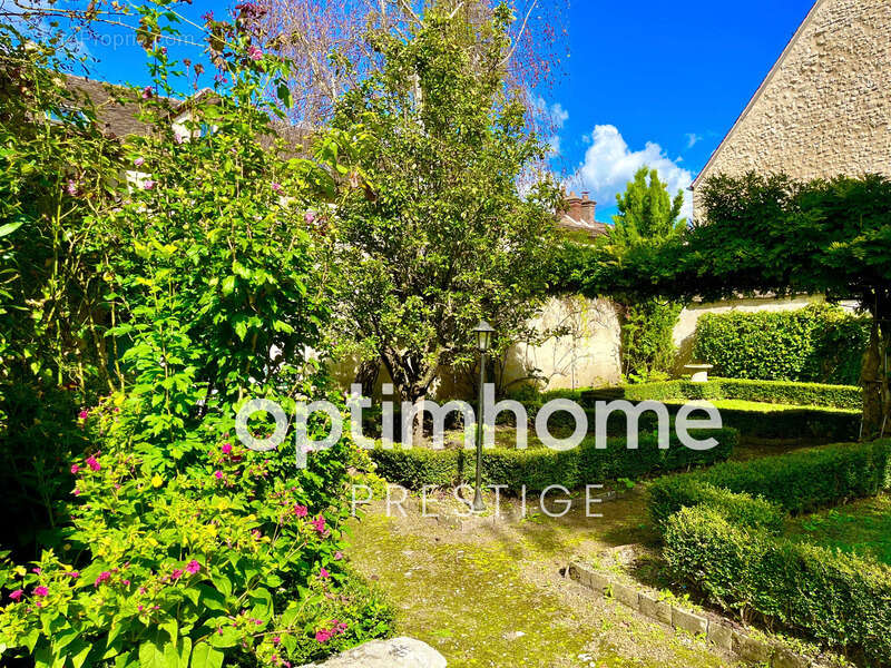 Maison à MORET-SUR-LOING