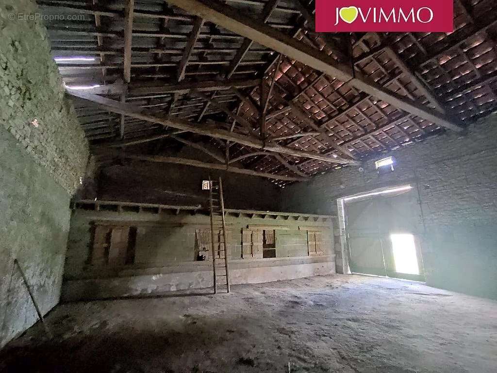 Maison à VALDIVIENNE