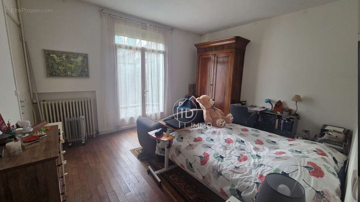 Maison à MONTPON-MENESTEROL