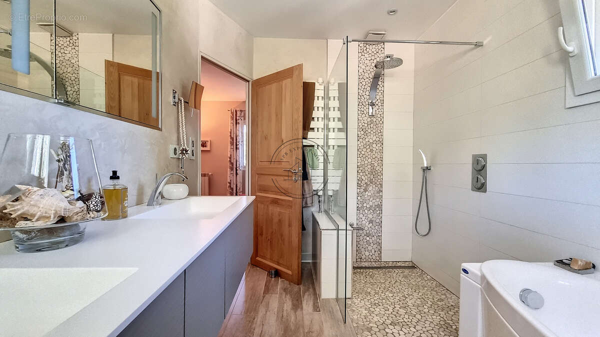 Maison à CHEVAL-BLANC