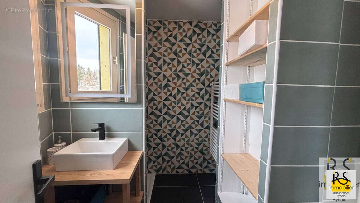 Appartement à ARACHES-LA-FRASSE