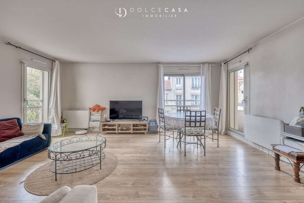 Appartement à NOGENT-SUR-MARNE