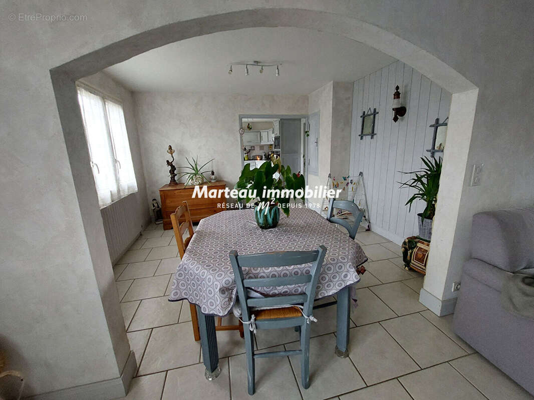 Maison à CHAPELLE-ROYALE