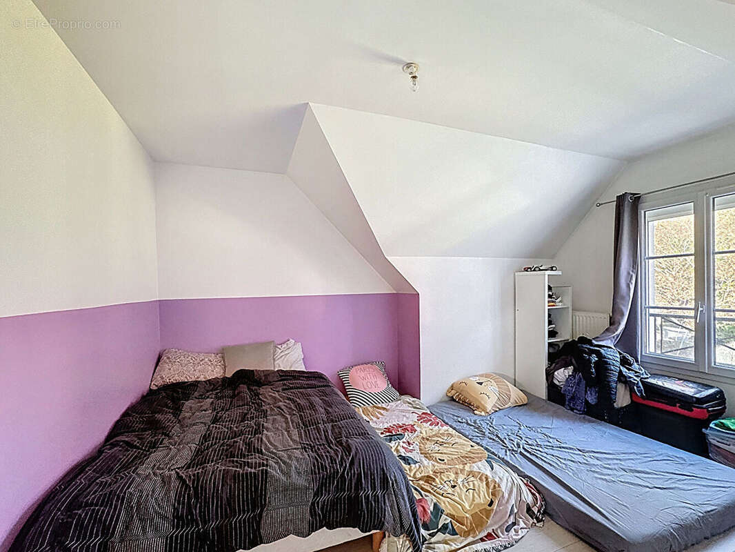 Maison à CHAUMONTEL