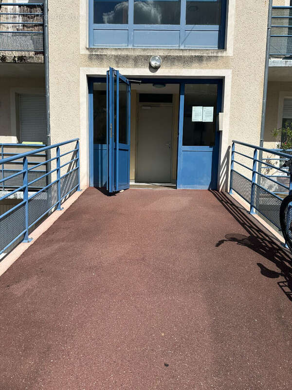 Appartement à COULOMMIERS