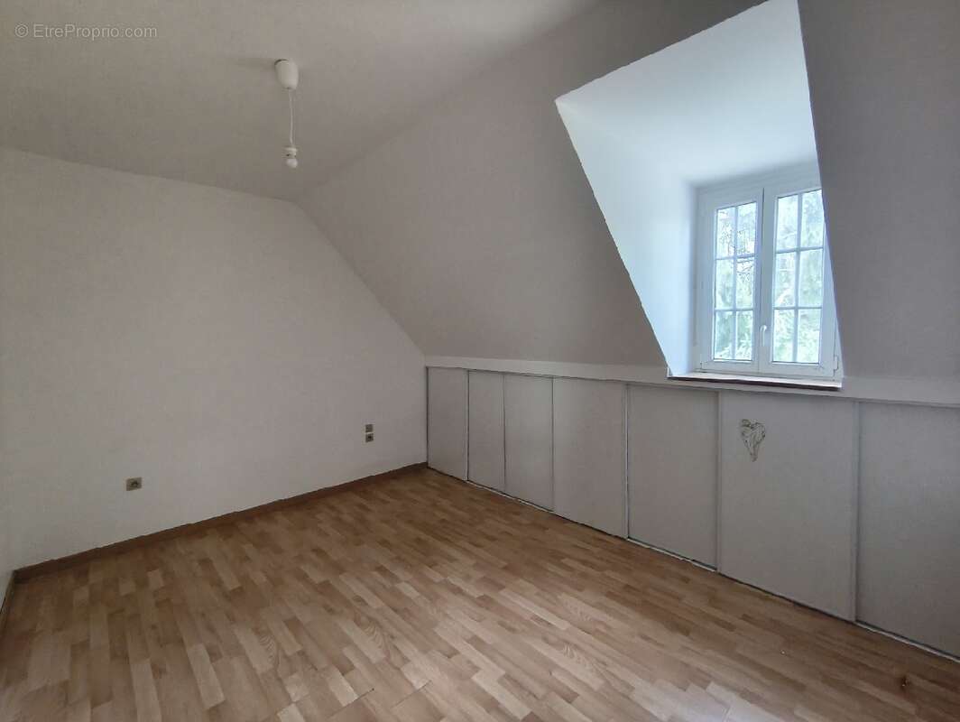 Maison 134 m² à Vallangoujard  - photo 12