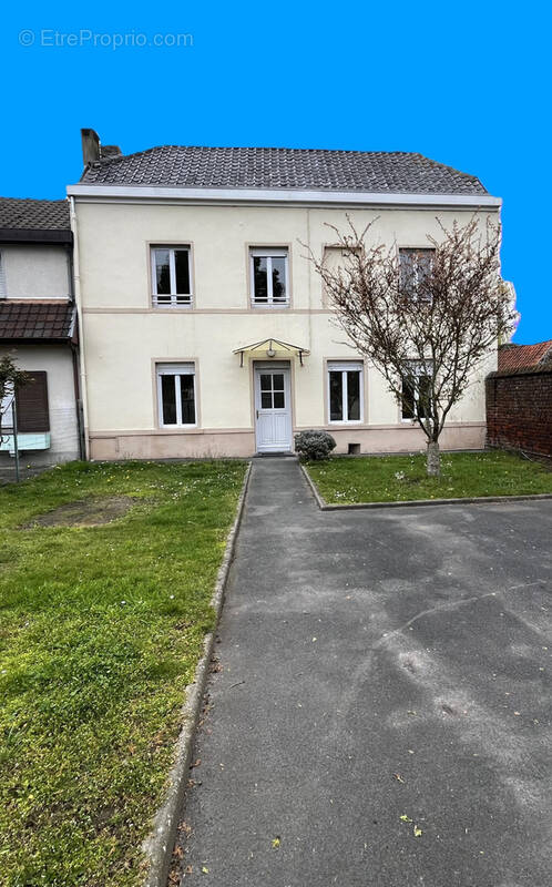 Maison à FLINES-LES-MORTAGNE