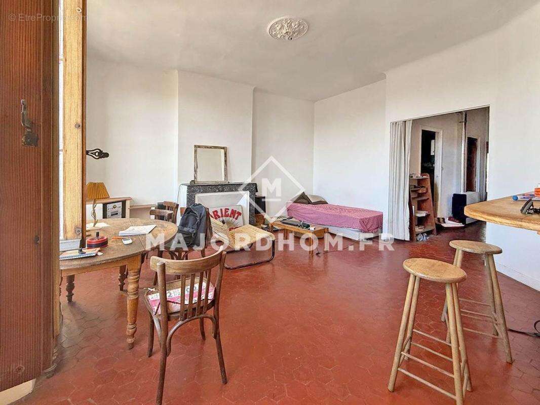 Appartement à MARSEILLE-6E