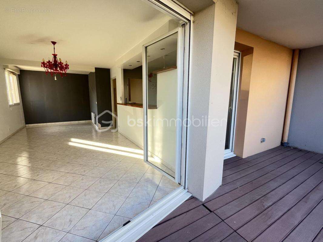 T3 spacieux en rez-de-jardin – Résidence sécurisée – Garage avec atelier - photo 5