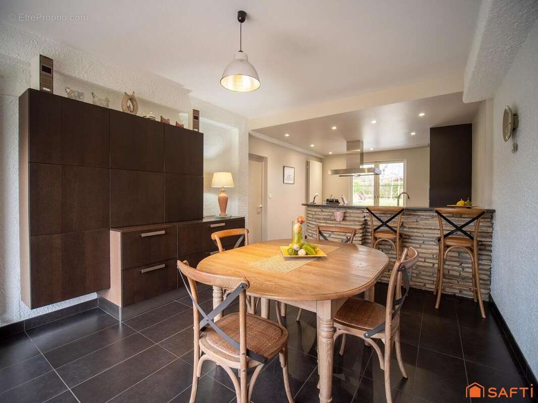 Maison 260 m² à Bordes-De-Riviere  - photo 6