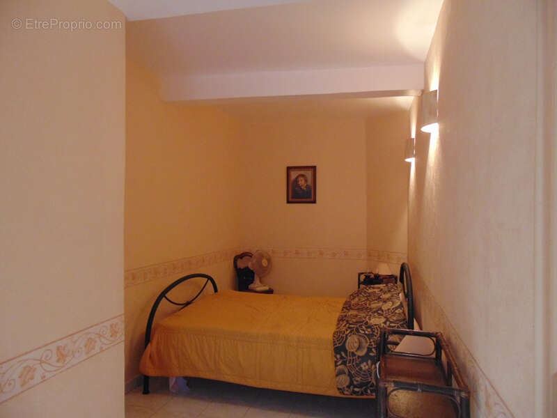 AGDE : maison de 4 pièces 66 m² environ - photo 7